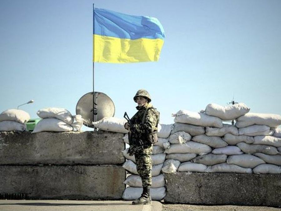 Українські силовики вивісили український прапор на околиці Горлівки, — Тимчук Українські силовики вивісили український прапор на околиці Горлівки, — Тимчук