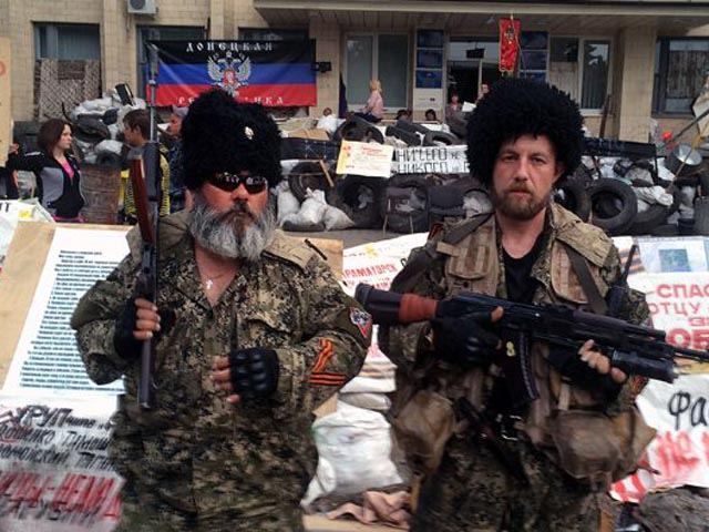 Казаки "войска Донского" ​​парадно отправляются воевать против украинской армии (Видео)
