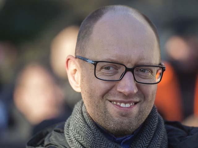 Парламент відмовляється підтримувати ЗСУ, — Яценюк Парламент відмовляється підтримувати ЗСУ, — Яценюк