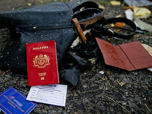 40 голландских полицейских и 20 экспертов вылетели в Украину, — СМИ 40 голландских полицейских и 20 экспертов вылетели в Украину, — СМИ