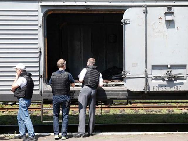 Еще один самолет с телами пассажиров малайзийского лайнера вылетел из Харькова в Нидерланды