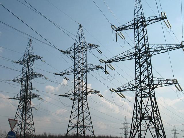 В Луганской области террористы разрушили базовую электроподстанция. Область осталась без света