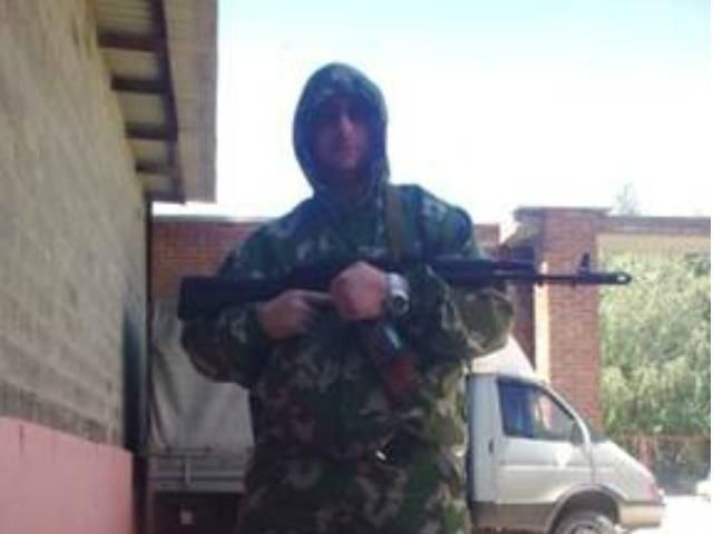 СБУ затримала "розвідника" терористів (Фото) СБУ затримала "розвідника" терористів (Фото)