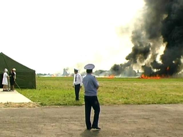 Годовщина Скниловской трагедии. Во время авиашоу погибли 78 человек Годовщина Скниловской трагедии. Во время авиашоу погибли 78 человек