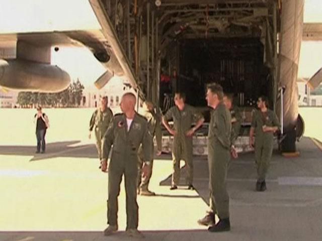 Родичі загиблих у катастрофі Boeing 777 побували на місці трагедії (Відео) Родичі загиблих у катастрофі Boeing 777 побували на місці трагедії (Відео)