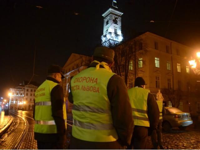 Львівська Самооборона відновила нічні патрулювання Львівська Самооборона відновила нічні патрулювання