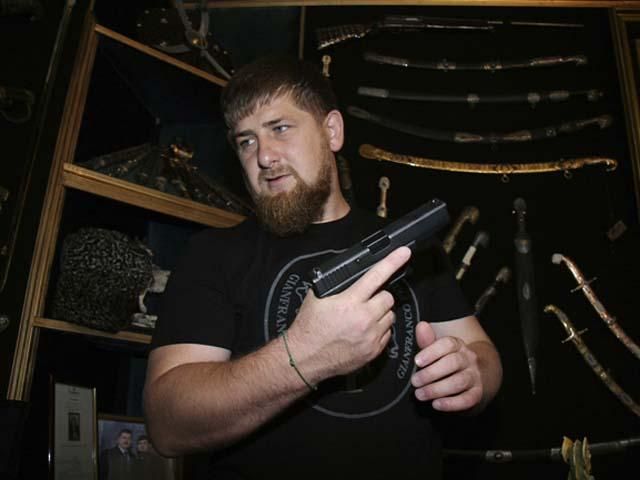 У Чечні готуються відправити військову техніку до України, — ЗМІ