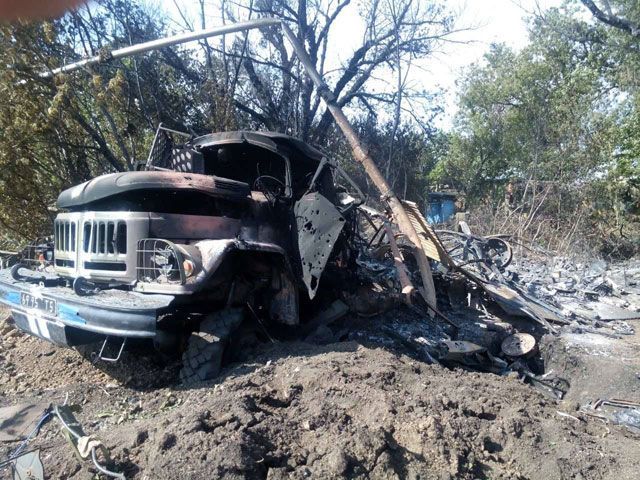 Внаслідок обстрілів з боку Росії була знищена техніка українських солдатів (Фото)