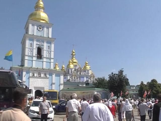 УПЦ КП отметила День крещения Руси шествием и молебном