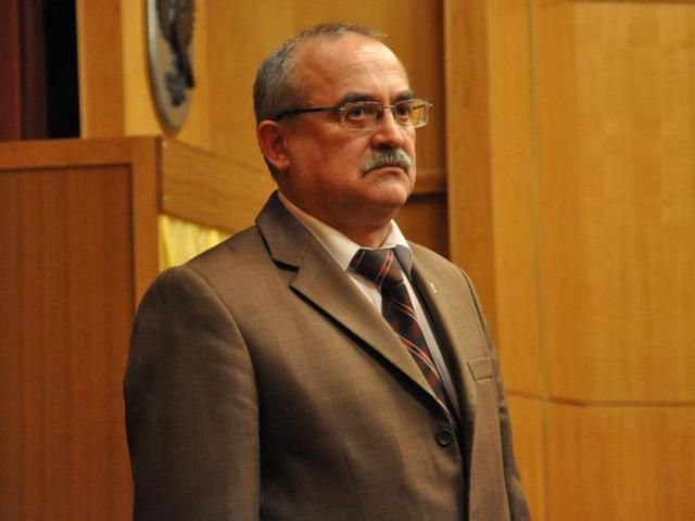 Голова Івано-Франківської облради записався добровольцем в армію Голова Івано-Франківської облради записався добровольцем в армію