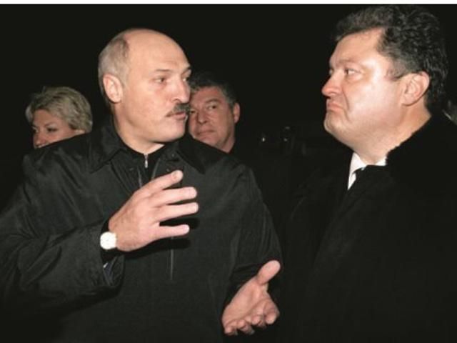 Порошенко попросив Лукашенка посприяти тристороннім переговорам 