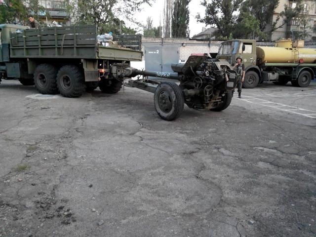 Батальйон "Луганськ" затримав диверсантів, які хотіли підірвати міст під Лисичанськом (Фото) Батальйон "Луганськ" затримав диверсантів, які хотіли підірвати міст під Лисичанськом (Фото)