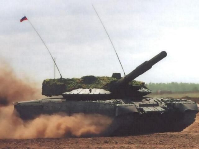 7 російських танків прорвалися до України, — РНБО 7 російських танків прорвалися до України, — РНБО