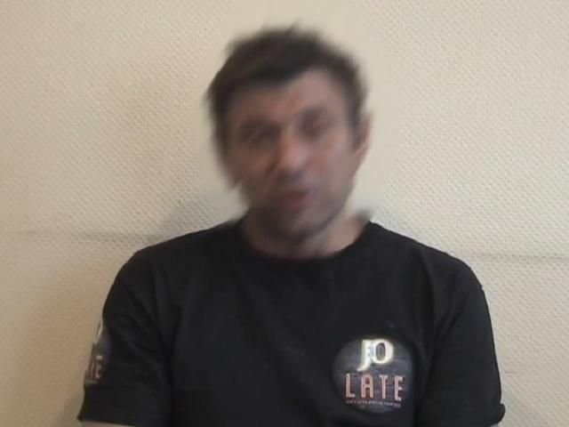 У Києві СБУ затримала снайпера луганських терористів (Відео) У Києві СБУ затримала снайпера луганських терористів (Відео)