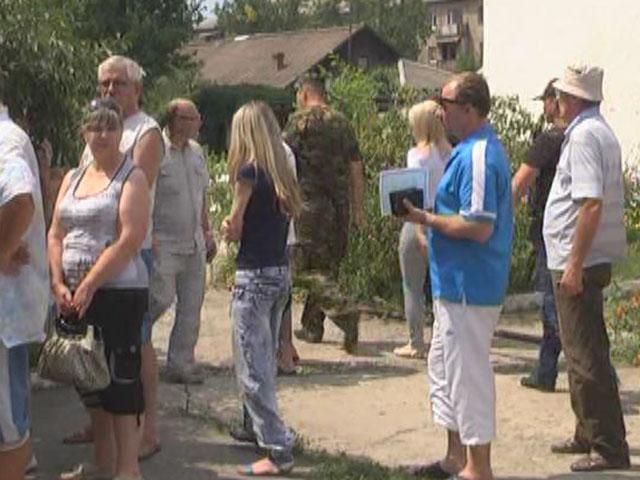 Гуманітарним коридором з Луганська скористалось більше 200 громадян