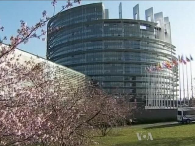 Голос Америки: Секторальні санкції проти РФ набули чинності Голос Америки: Секторальні санкції проти РФ набули чинності