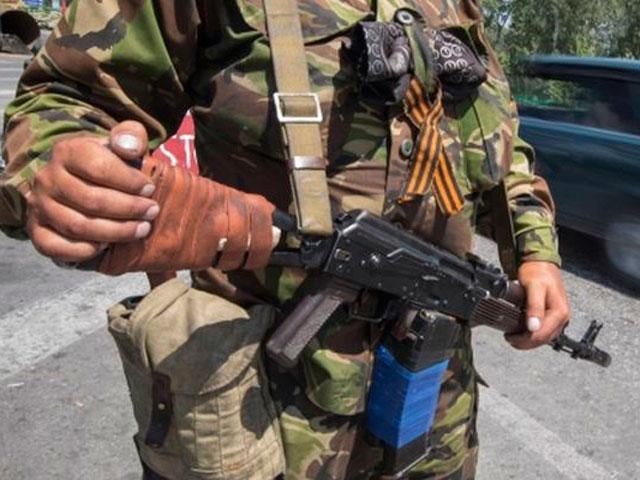 Терористи не дотрималися “дня тиші”: обстріли не вщухали цілу добу Терористи не дотрималися “дня тиші”: обстріли не вщухали цілу добу