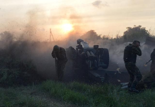 За сутки под Шахтерском погибли 10 украинских военных, — СНБО