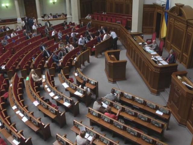 Порошенко розповів журналістам про вибори парламенту, Крим та пільги чиновників