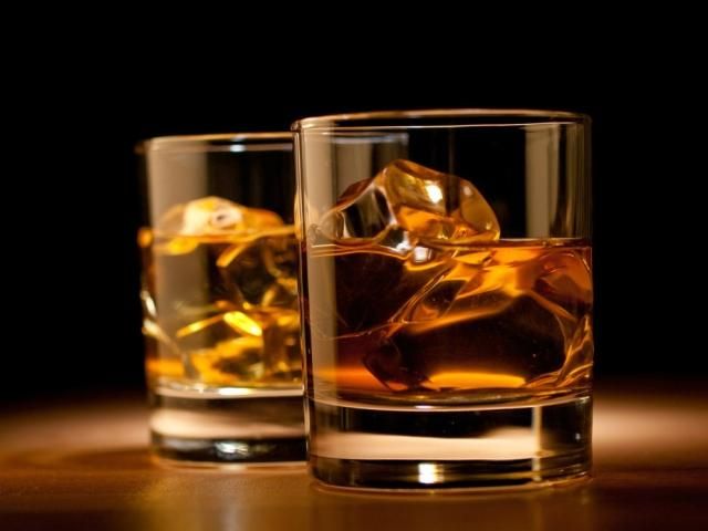 Россия обнаружила "опасные вещества" в американском виски