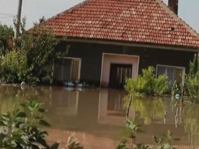 У Болгарії з берегів вийшла річка Скат У Болгарії з берегів вийшла річка Скат