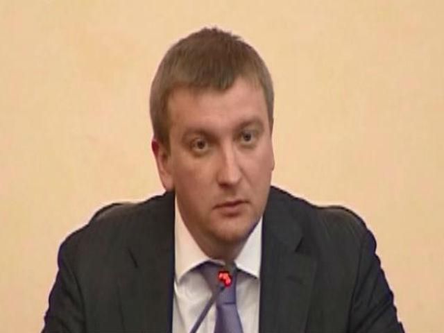 Причастным к терроризму ограничат въезд в Украину, — Петренко