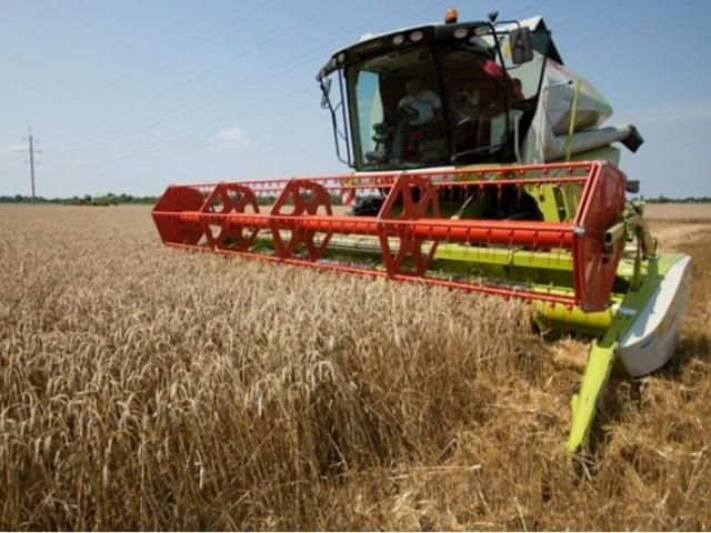Работников сельхозпредприятий обещают не мобилизировать во время жатвы Работников сельхозпредприятий обещают не мобилизировать во время жатвы