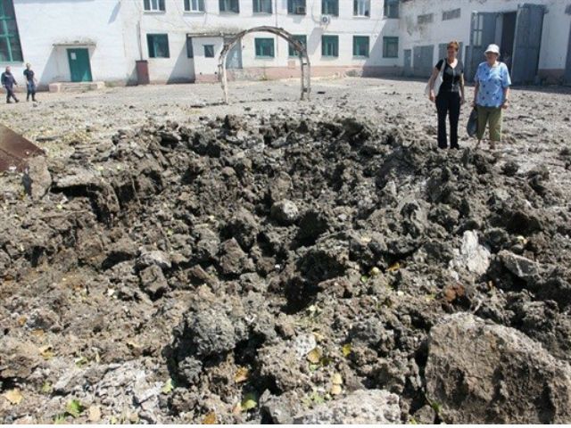 От артобстрелов в Горловке погибли 33 жителя и 129 ранены От артобстрелов в Горловке погибли 33 жителя и 129 ранены