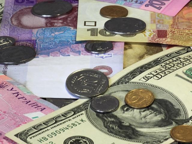 Долар та євро знову подорожчали — курси валют на 6 серпня