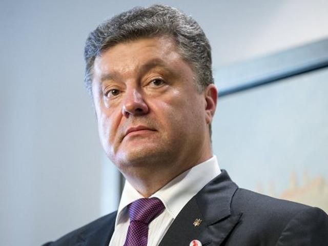 Президент призвал органы власти максимально способствовать работе волонтеров в зоне АТО Президент призвал органы власти максимально способствовать работе волонтеров в зоне АТО