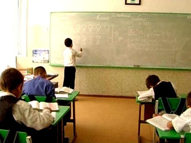 В Криму школи примусово переводять на російські стандарти освіти