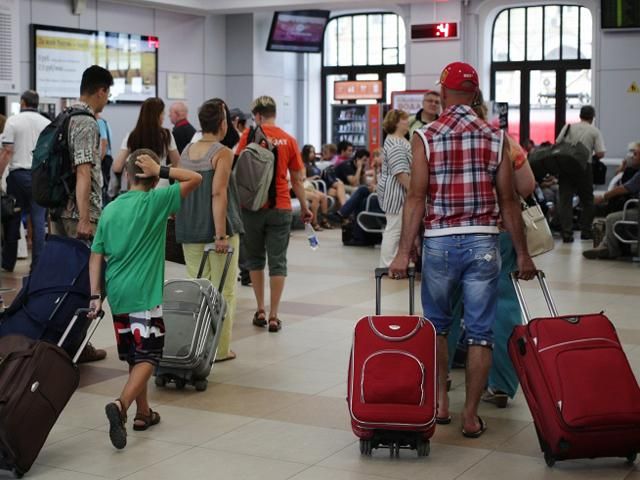 В Совете федерации предлагают облагать россиян, отдыхающих за границей