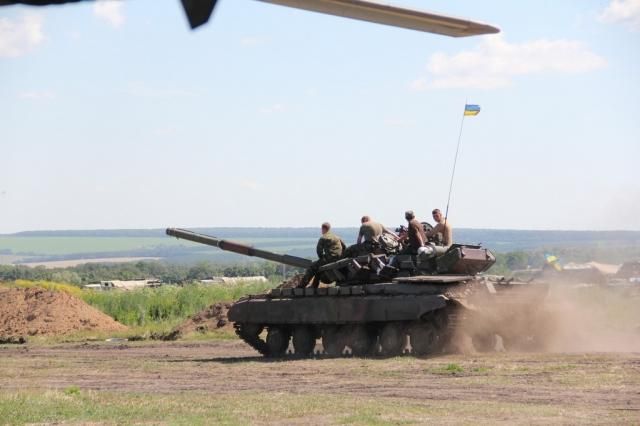 Канада відправляє до України літак із 32 тоннами військової допомоги