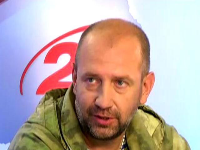 Люди падают на колени и просят прощения за "референдумы", — "айдаровец" Люди падают на колени и просят прощения за "референдумы", — "айдаровец"