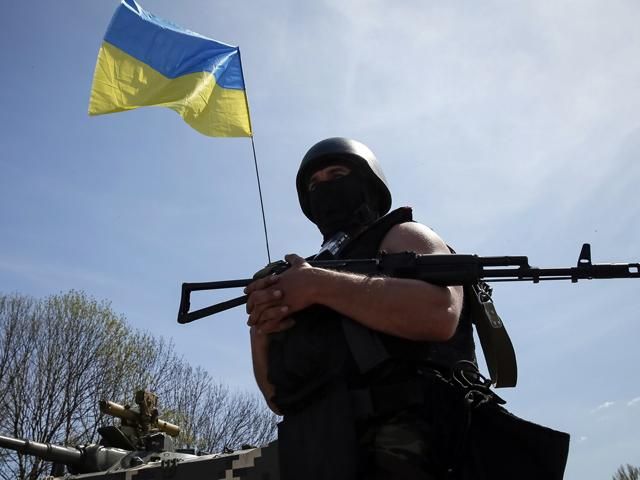 Силовики під Савур-Могилою кажуть, що їм бракує підтримки Силовики під Савур-Могилою кажуть, що їм бракує підтримки