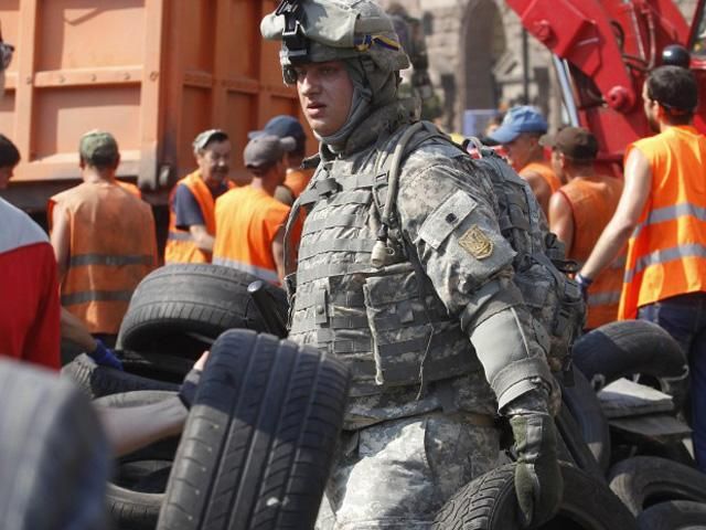 Рух на всіх прилеглих до Майдану вулицях, крім Інститутської, відновлений, — "Київавтодор" Рух на всіх прилеглих до Майдану вулицях, крім Інститутської, відновлений, — "Київавтодор"