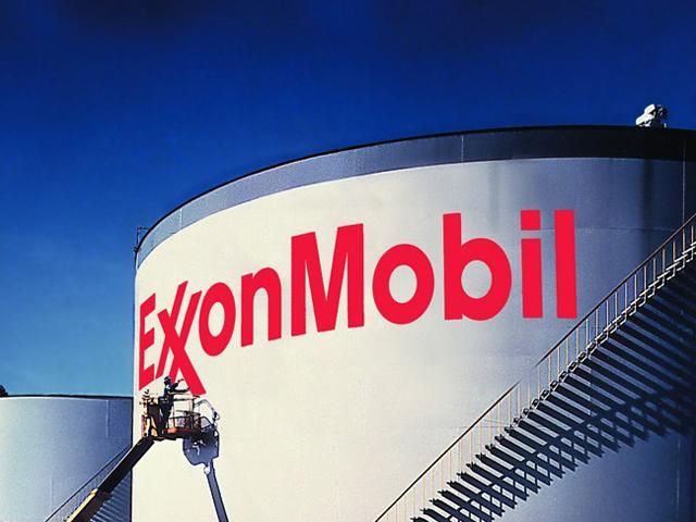 Американська ExxonMobil продовжить співпрацю з РФ попри санкції Американська ExxonMobil продовжить співпрацю з РФ попри санкції