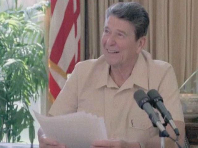 День в історії: 30 років тому Рейган "оголосив" про початок бомбардування Росії День в історії: 30 років тому Рейган "оголосив" про початок бомбардування Росії