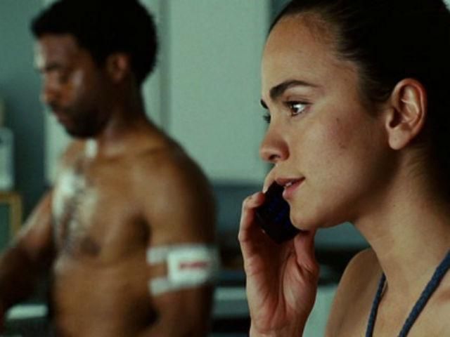 Фільм дня — "Червоний Пояс": спортивна драма від Девіда Мемета Фільм дня — "Червоний Пояс": спортивна драма від Девіда Мемета