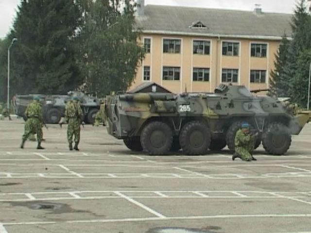 Украина создает военные резервы для прикрытия границы Украина создает военные резервы для прикрытия границы