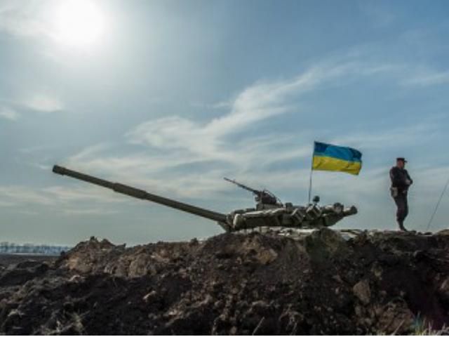 Сили АТО знищили бронегрупу терористів під Горлівкою Сили АТО знищили бронегрупу терористів під Горлівкою