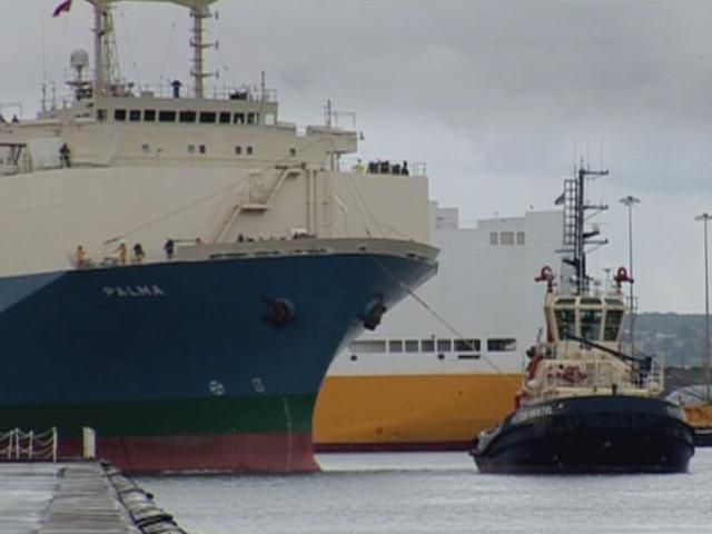 Как пришвартовывают в доках большие корабли Как пришвартовывают в доках большие корабли