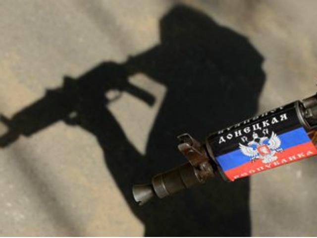 У Горлівці терористи вкрали зброю з виправної колонії У Горлівці терористи вкрали зброю з виправної колонії