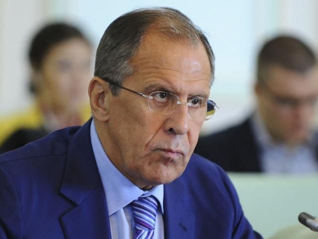 Перегружать "гуманитарный конвой" не будут, — Лавров Перегружать "гуманитарный конвой" не будут, — Лавров