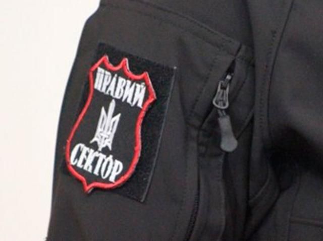 Терористи розстріляли автобус “Правого сектора”, є жертви Терористи розстріляли автобус “Правого сектора”, є жертви