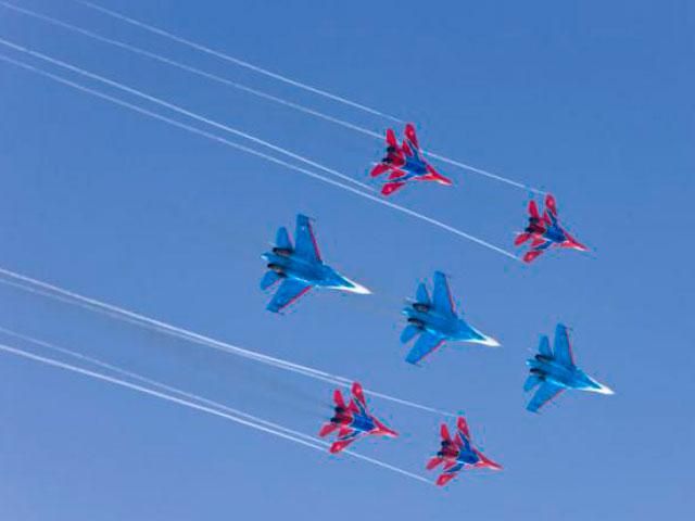 Швейцария отменила участие России в международном авиашоу Швейцария отменила участие России в международном авиашоу