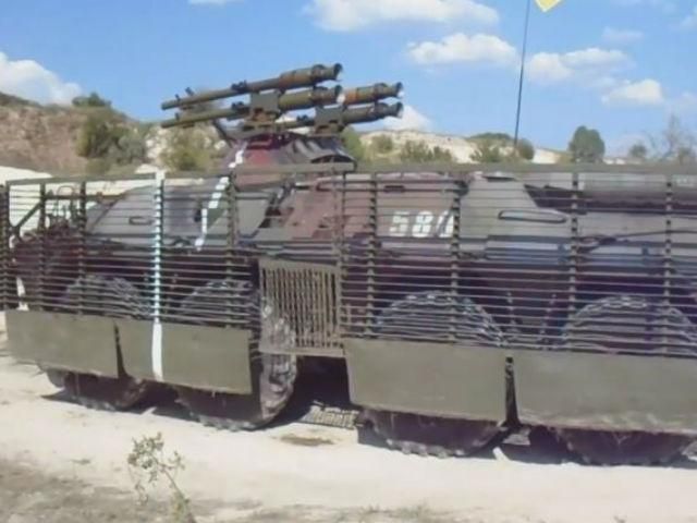 На БТР-80 гвардейцы установили 4 станковых противотанковых гранатомета На БТР-80 гвардейцы установили 4 станковых противотанковых гранатомета
