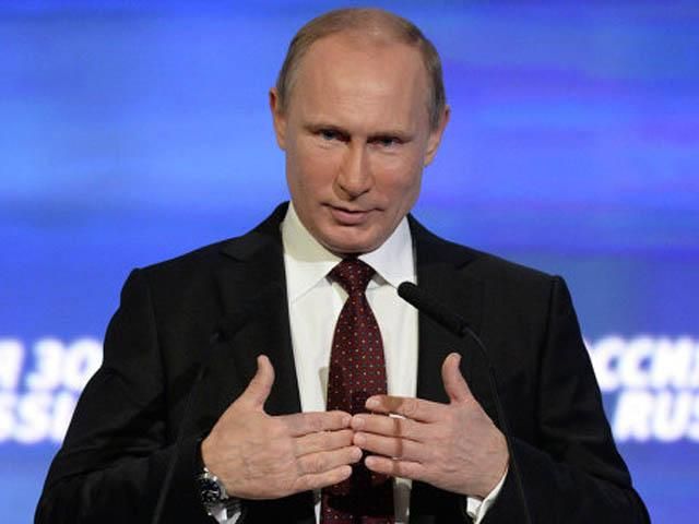 Путін прибув у Севастополь і готує велику промову перед політактивом РФ Путін прибув у Севастополь і готує велику промову перед політактивом РФ