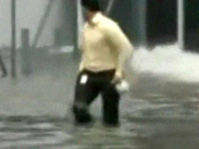 США страдают от обильных дождей: перекрывают дороги, не работают аэропорты США страдают от обильных дождей: перекрывают дороги, не работают аэропорты