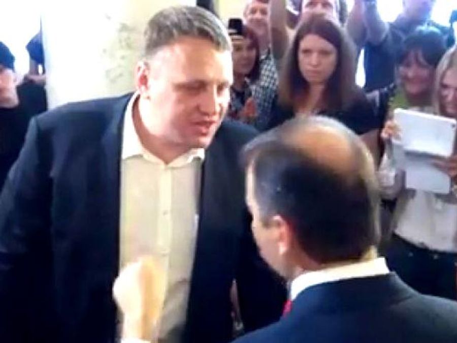 Великий бокс у Раді: побились позафракційний Шевченко та радикал Ляшко (Відео)